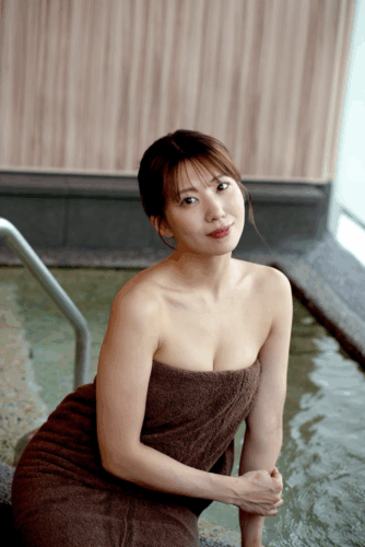 山岸あやか